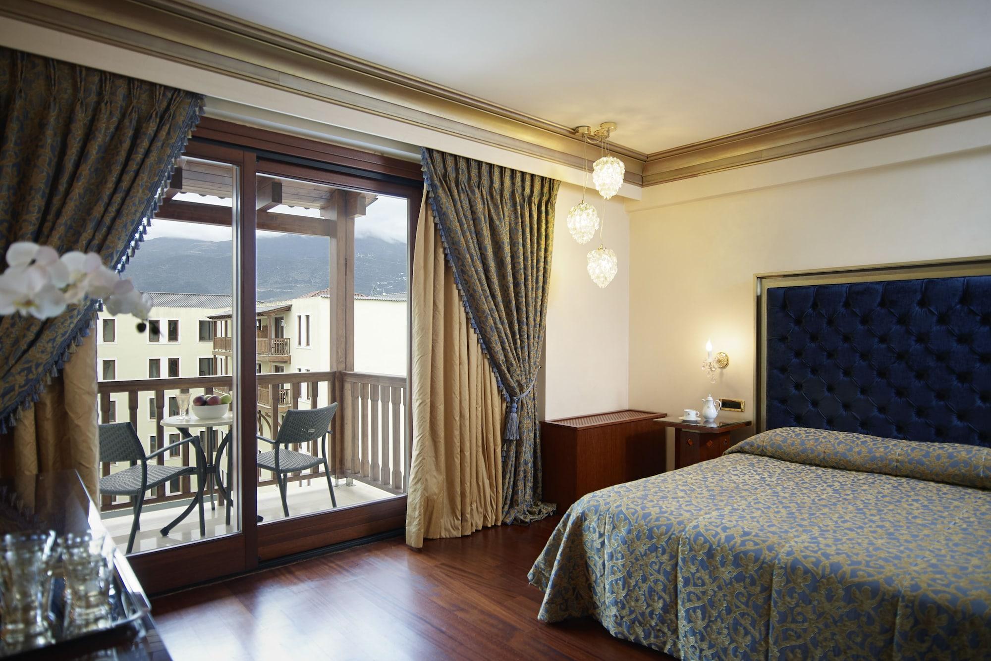Grand Serai Congress And Spa Ioánnina Eksteriør bilde A room at the hotel