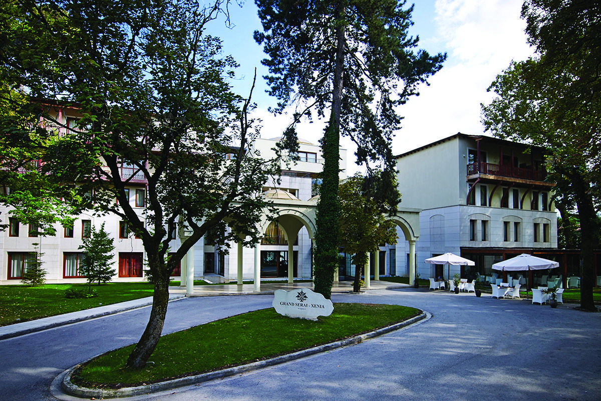Grand Serai Congress And Spa Ioánnina Eksteriør bilde The main entrance of the hotel