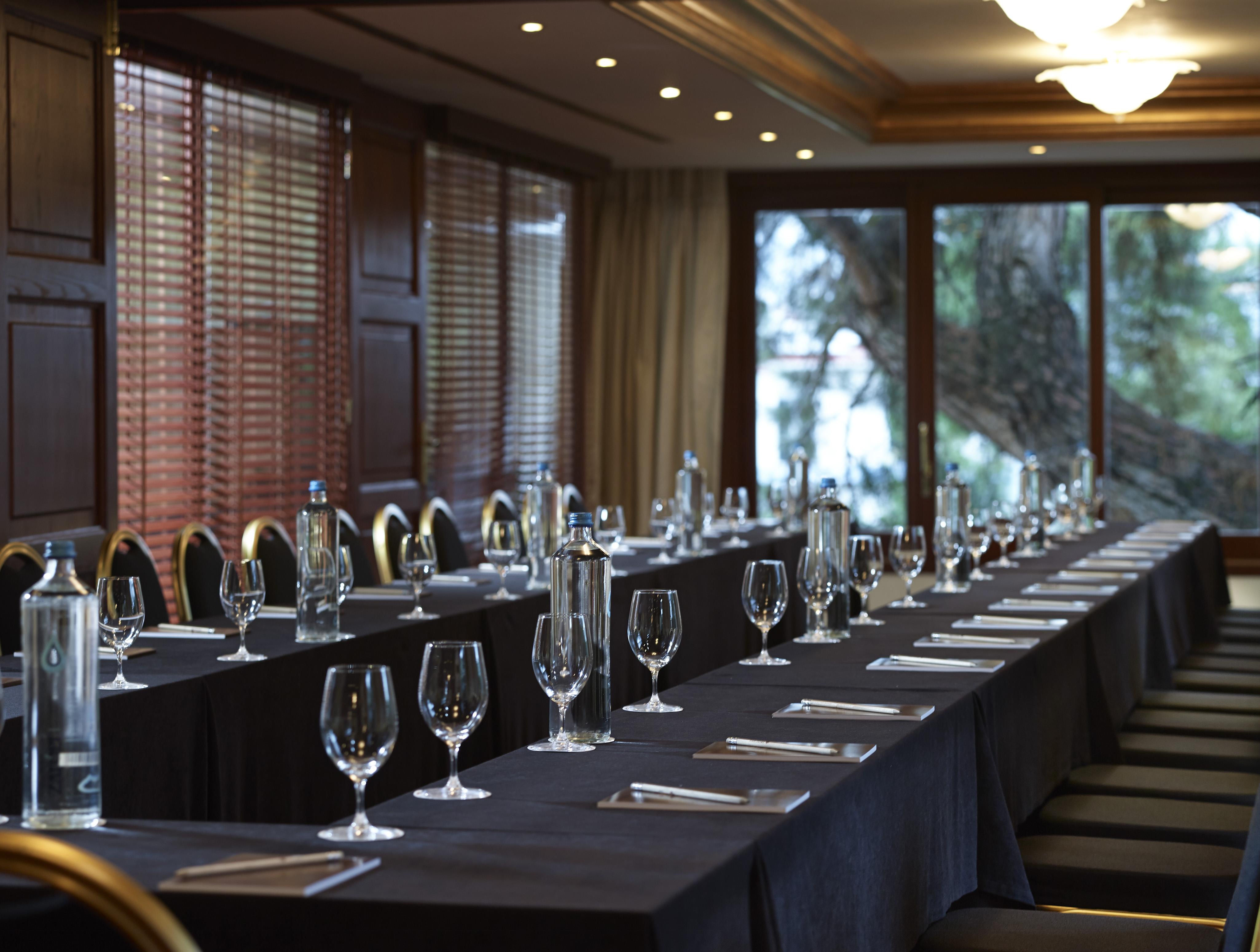 Grand Serai Congress And Spa Ioánnina Eksteriør bilde The meeting room